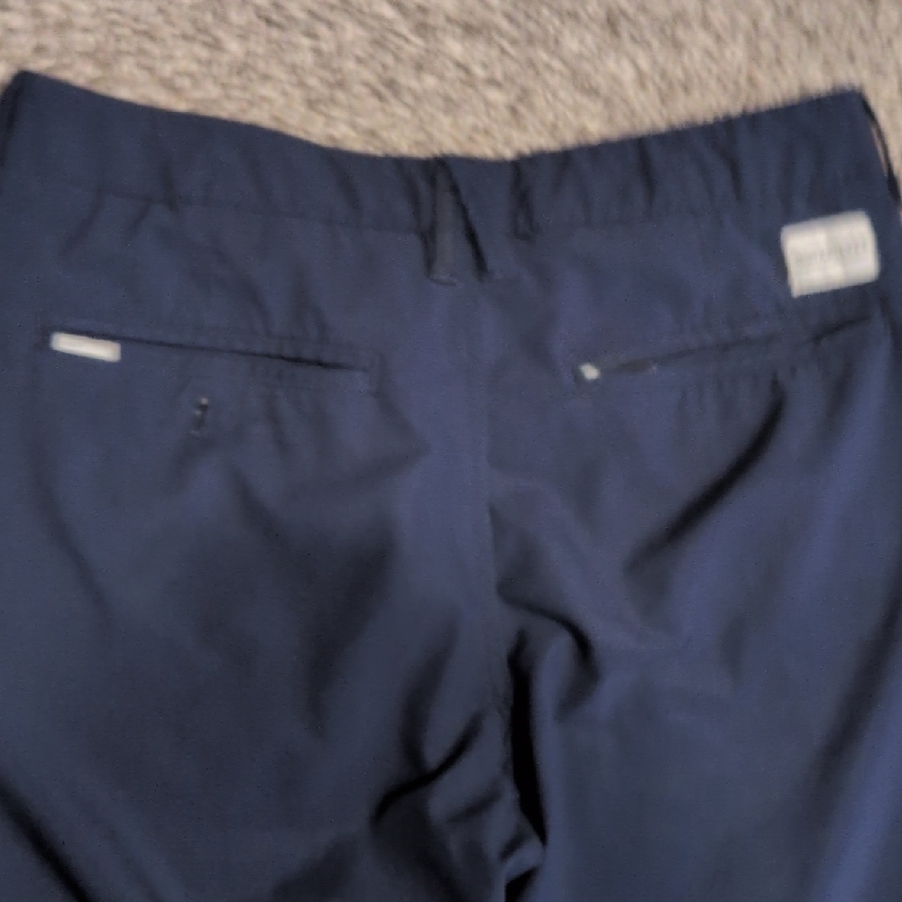 Quiksilver Men's Dark Navy Flat Front Shorts 30 - Picture 7 of 8